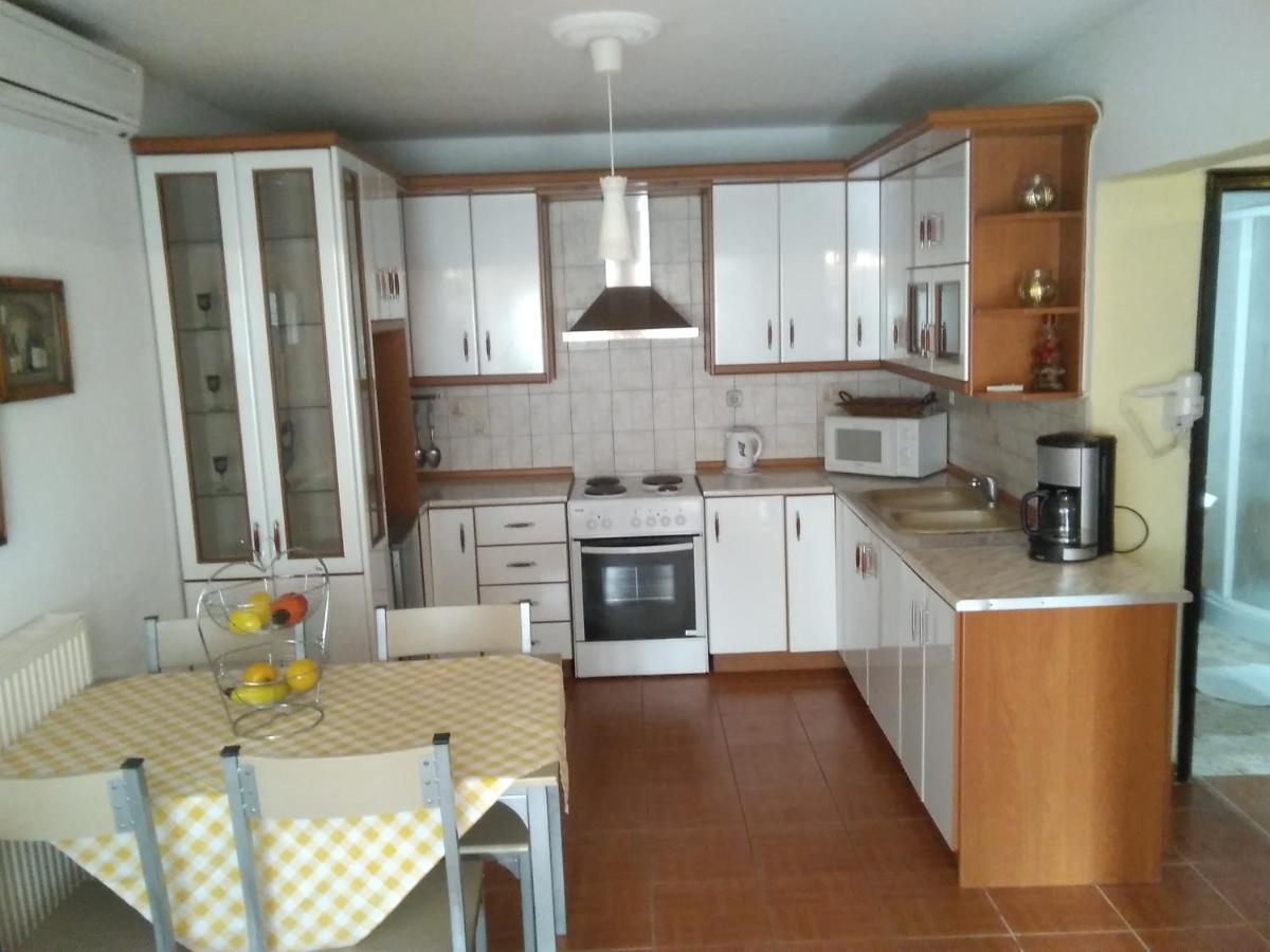 Villa Konstantina Неа-Скіоні Екстер'єр фото